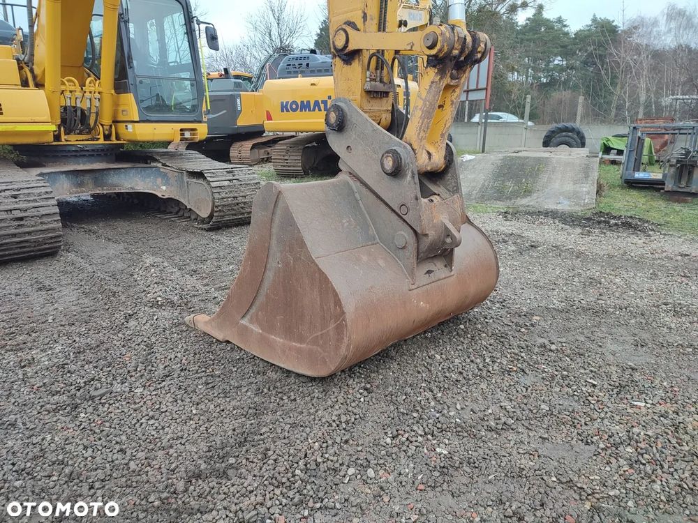 Komatsu PC 210 LC-11 - 28