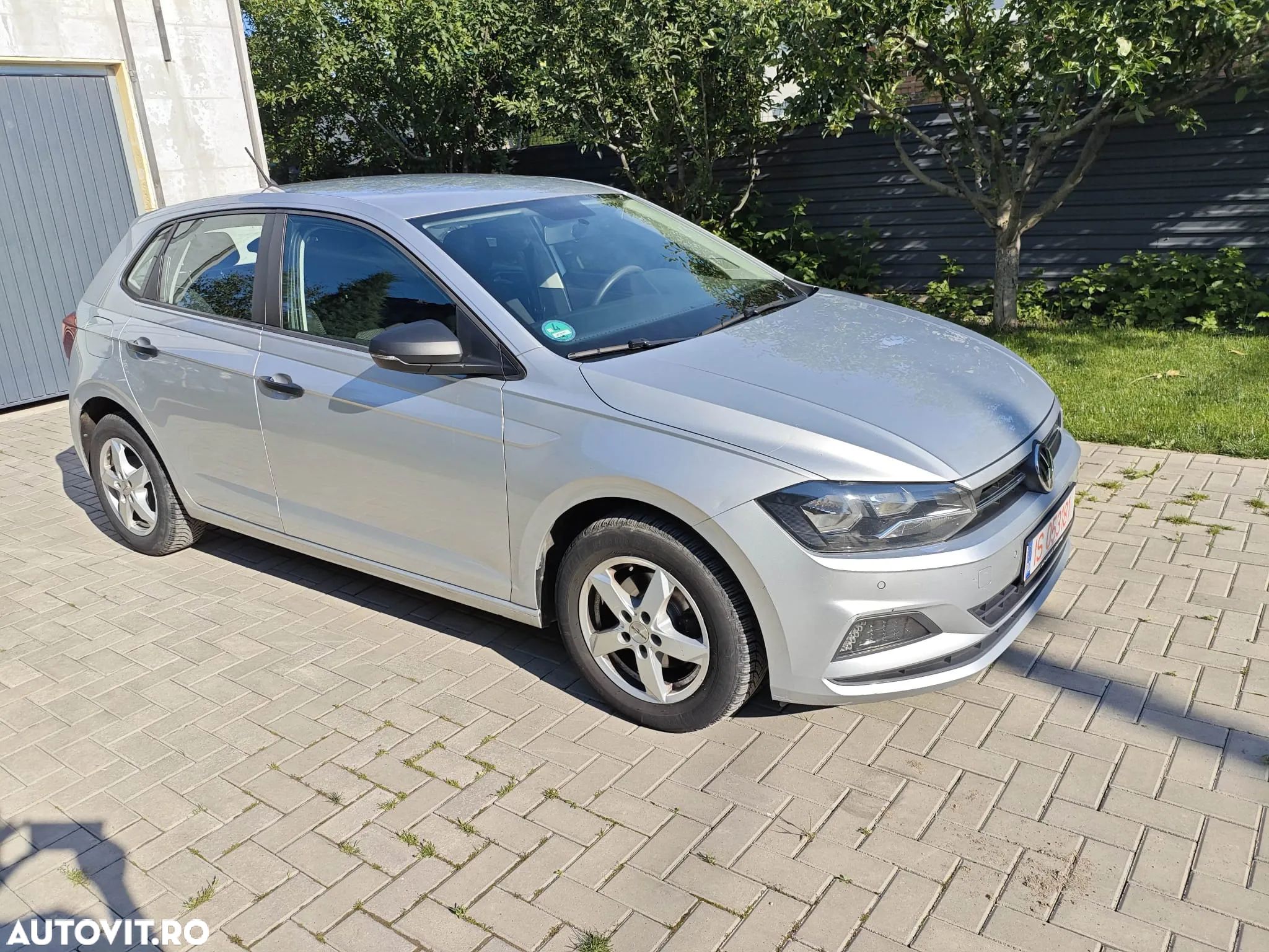 Volkswagen Polo 1.6 TDI Comfortline - 1