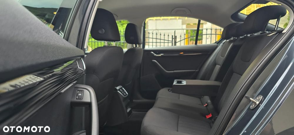 Skoda Octavia 1.5 TSI ACT Style - 12