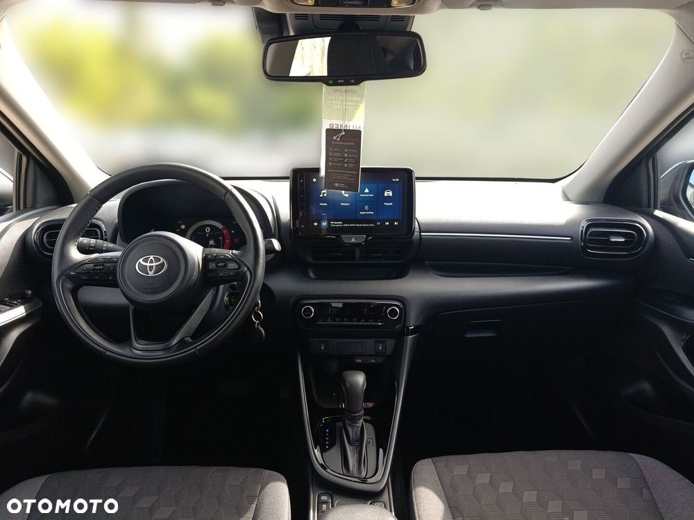 Toyota Yaris Hybrid 1.5 Style - 32