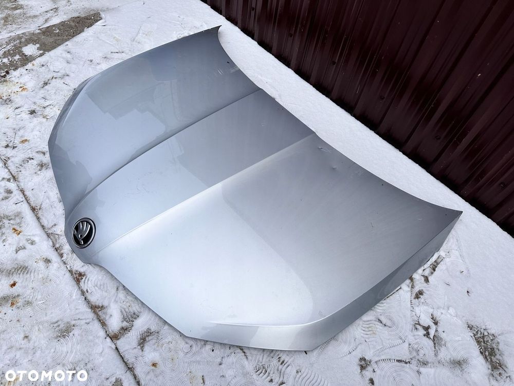 Skoda Fabia III 6V maska pokrywa silnika oryginalna 6V0 - 10