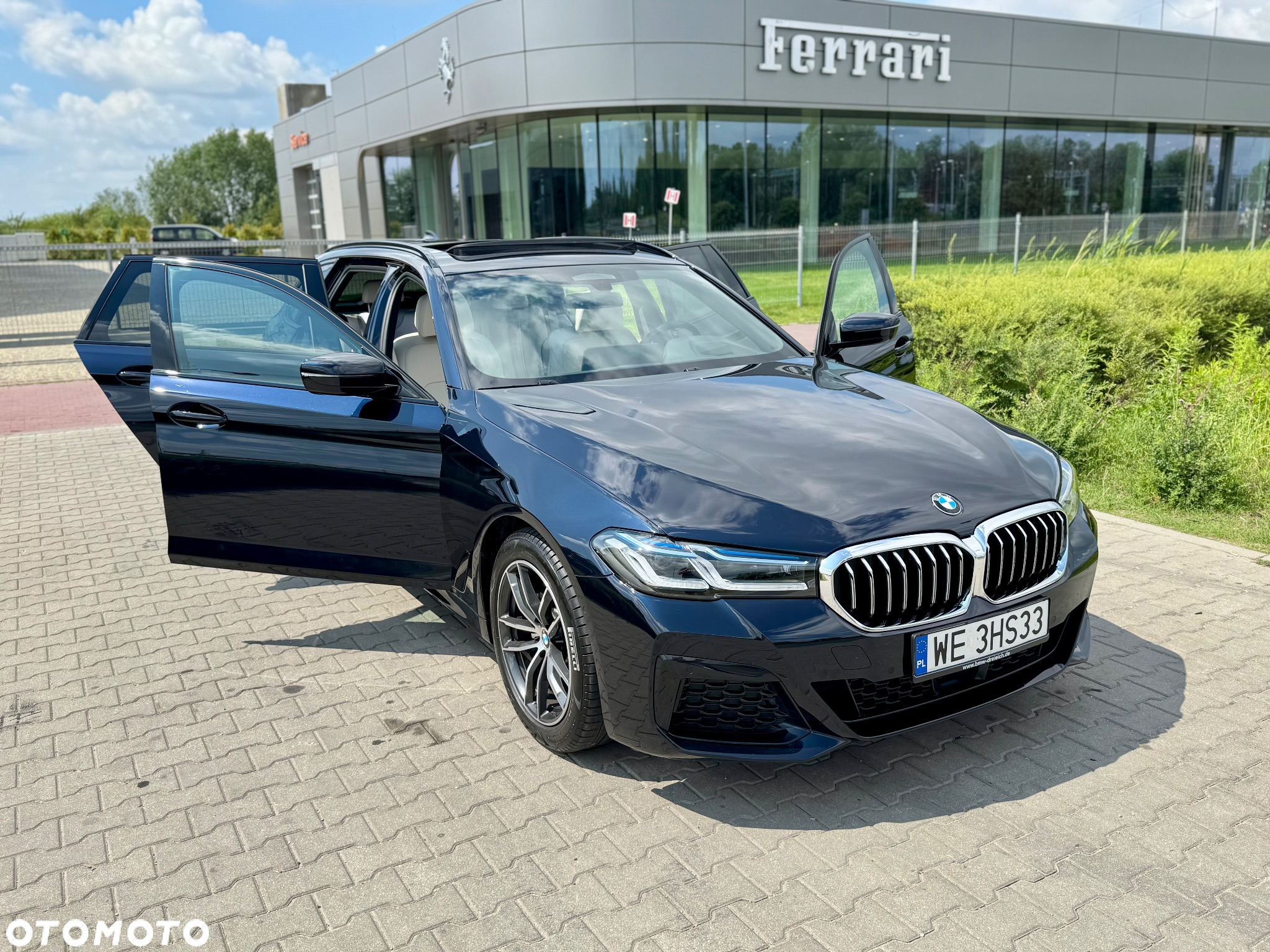 BMW Seria 5 520d xDrive Touring M Sport Edition - 6