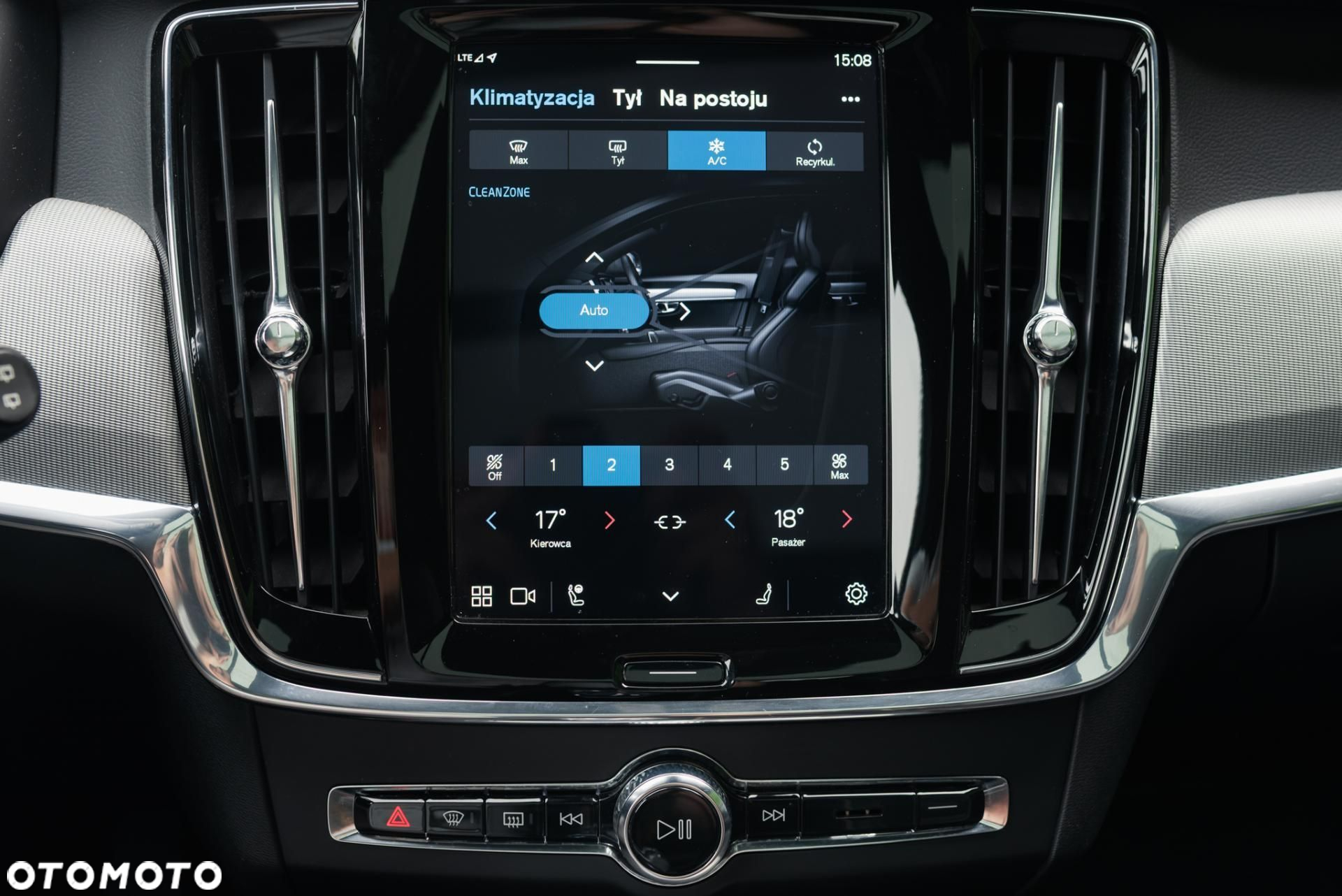 Volvo V90 - 18