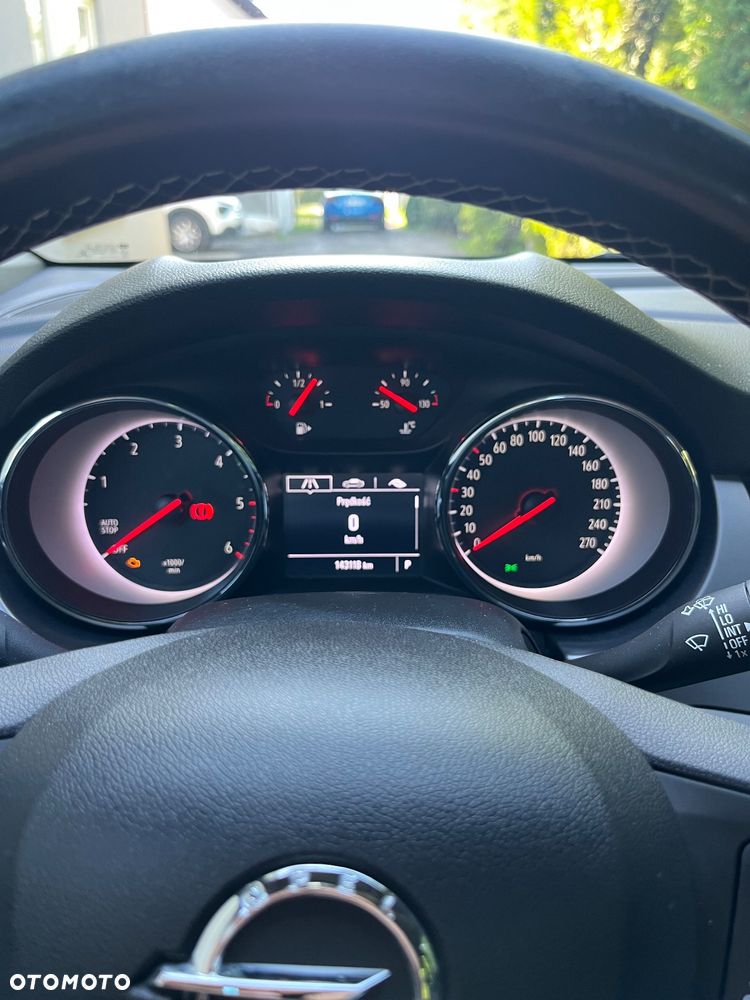 Opel Astra IV 1.6 CDTI - 10