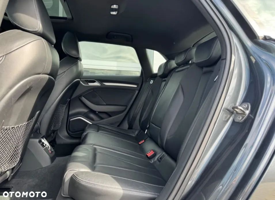 Audi A3 Sportback 2.0 TDI (clean diesel) quattro S tronic S line Sportpaket - 10