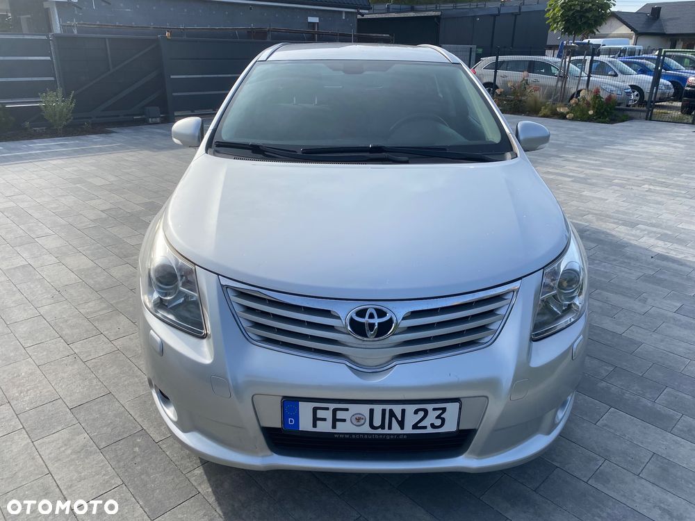 Toyota Avensis 1.8 Sol - 2