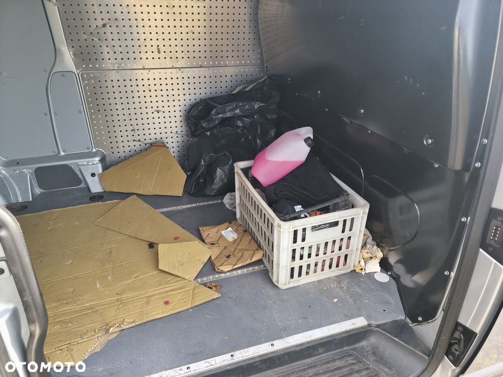 Volkswagen transporter - 12