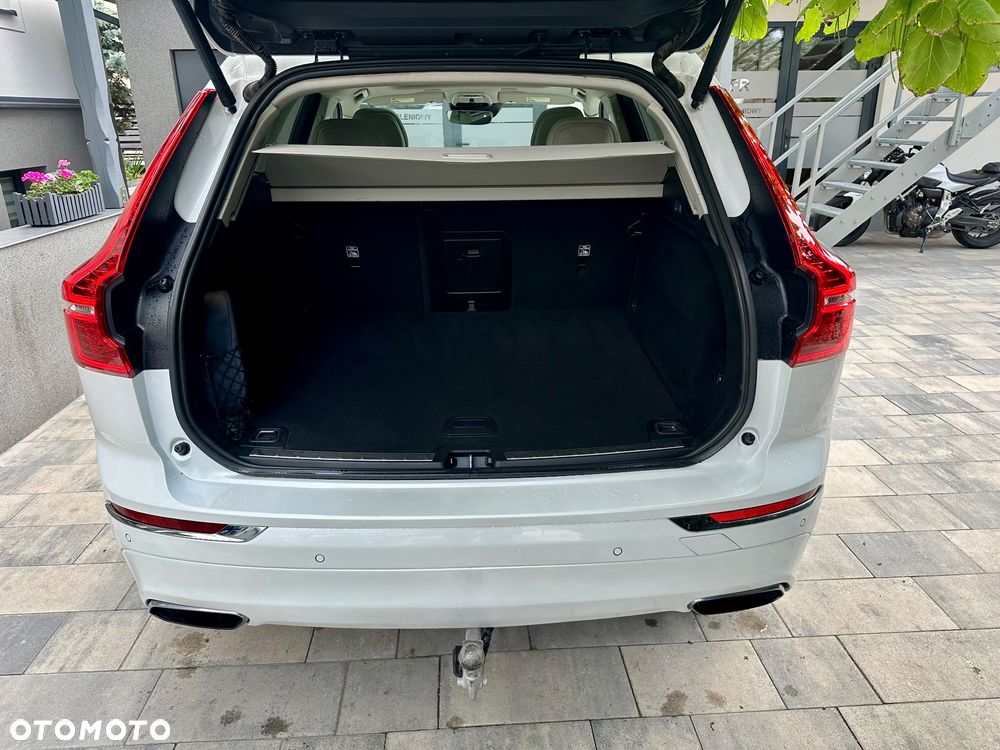 Volvo XC 60 T5 AWD Momentum - 13