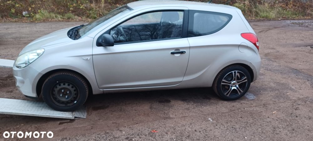 Hyundai i20 1.2 Classic - 10