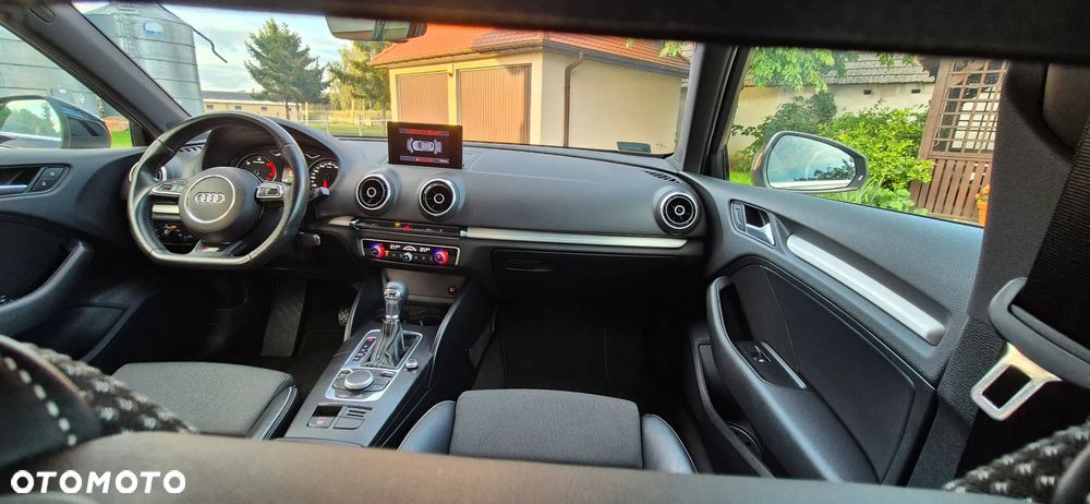 Audi A3 Sportback 2.0 TDI (clean diesel) S tronic S line Sportpaket - 30