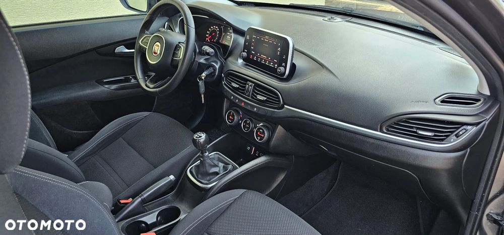 Fiat Tipo 1.4 T-Jet Lounge - 11
