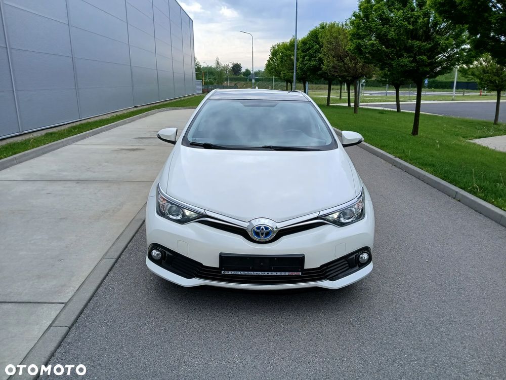 Toyota Auris - 2