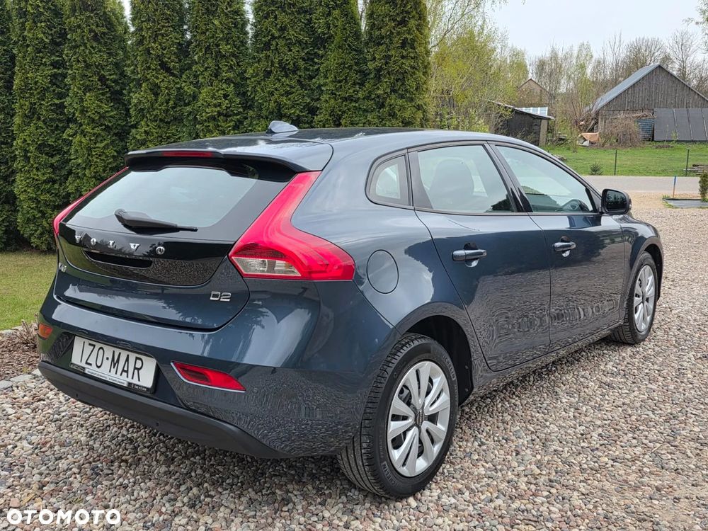 Volvo V40 D2 Momentum - 7