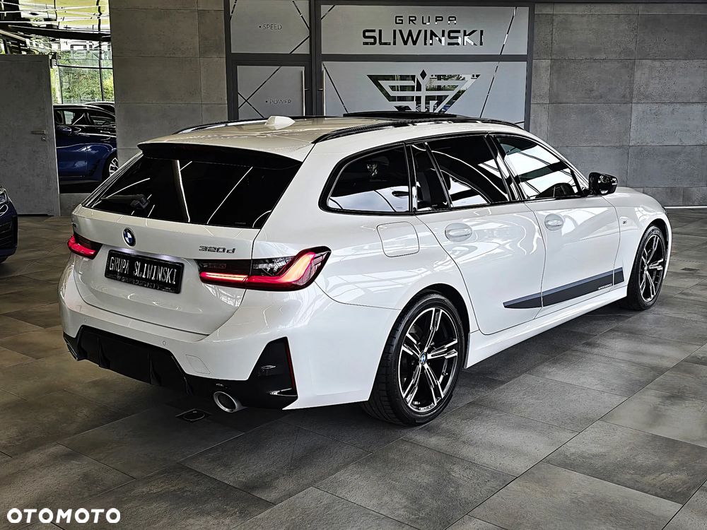 BMW Seria 3 320d xDrive M Sport Shadow sport - 9