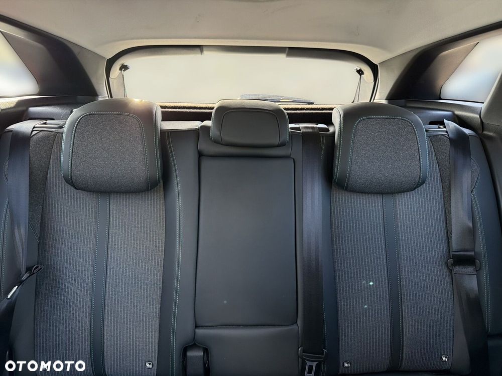 Peugeot 3008 1.5 BlueHDi Allure Pack S&S EAT8 - 33