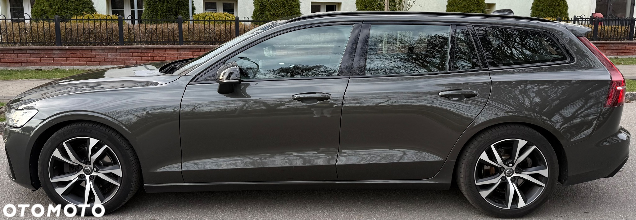 Volvo V60 B4 D Geartronic RDesign - 3