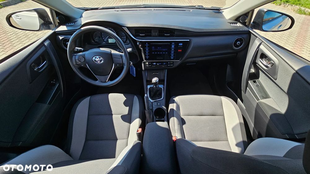 Toyota Auris 1.33 VVT-i Active - 14