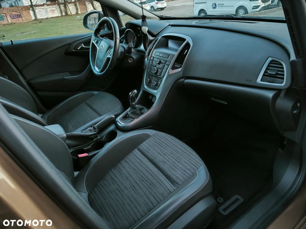Opel Astra - 22