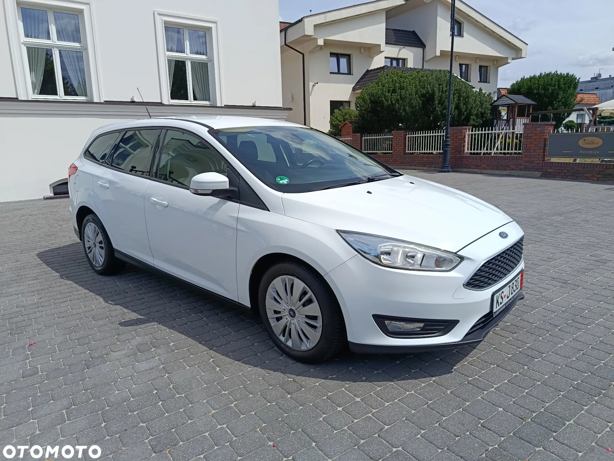 Ford Focus 1.0 EcoBoost Active - 14