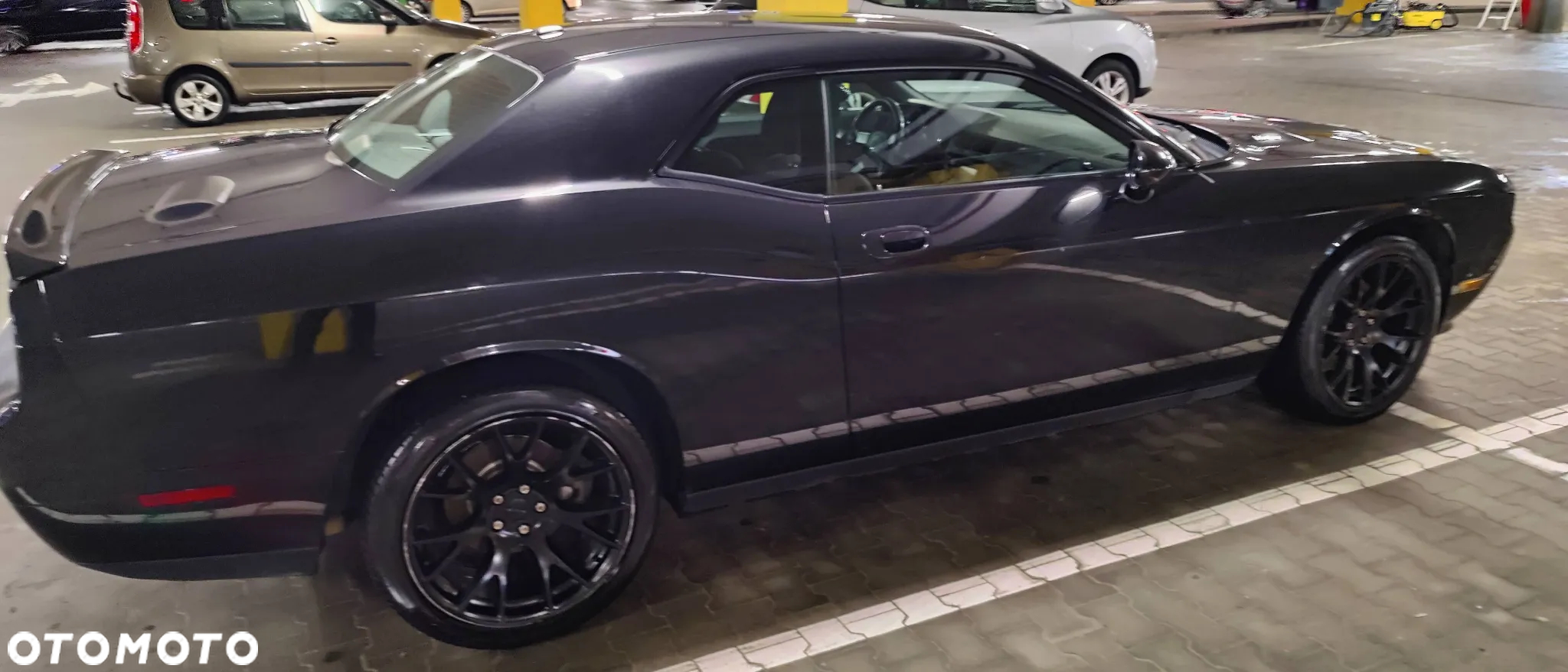 Dodge Challenger 5.7 R/T - 6