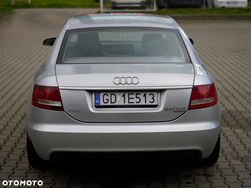 Audi A6 - 6