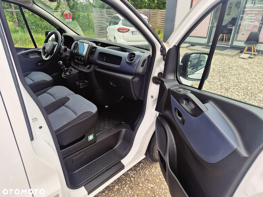 Opel Vivaro - 27