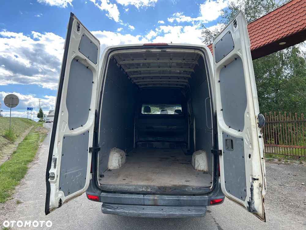 Volkswagen Crafter - 8