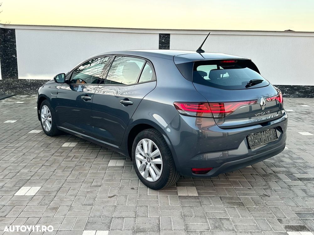 Renault Megane Grandtour BLUE dCi 115 BUSINESS EDITION - 3