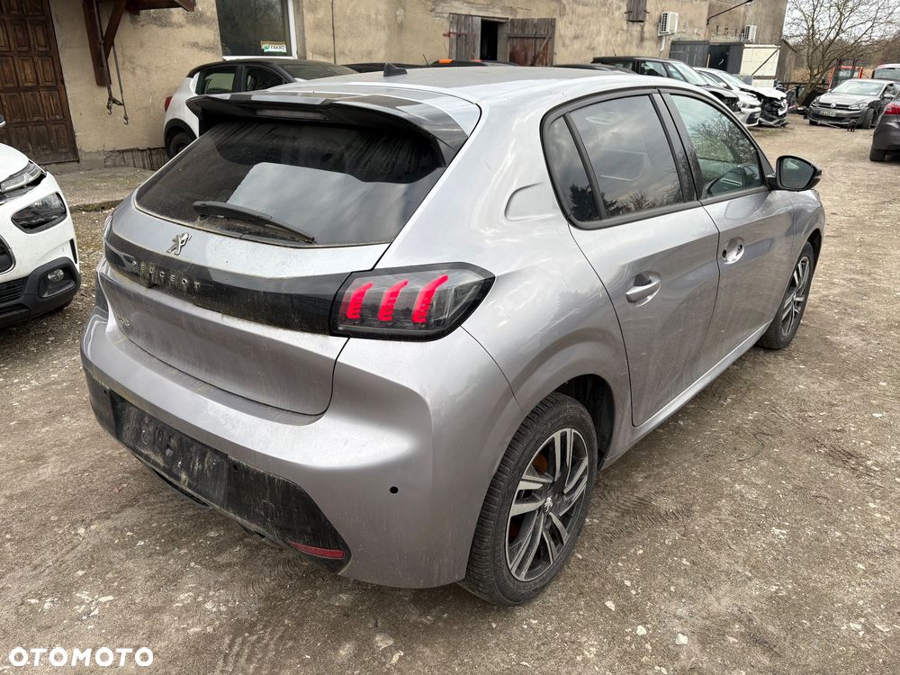 Peugeot 208 PureTech 100 EAT8 Allure Pack - 4