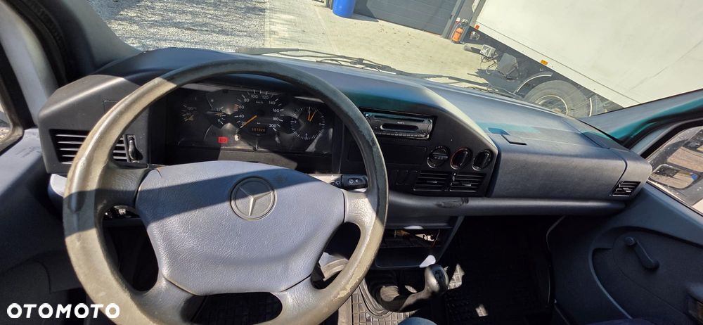 Mercedes-Benz SPRINTER 312 - 2