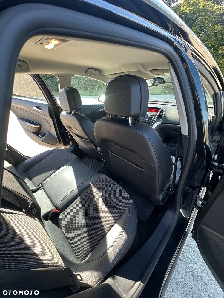 Opel Astra - 14