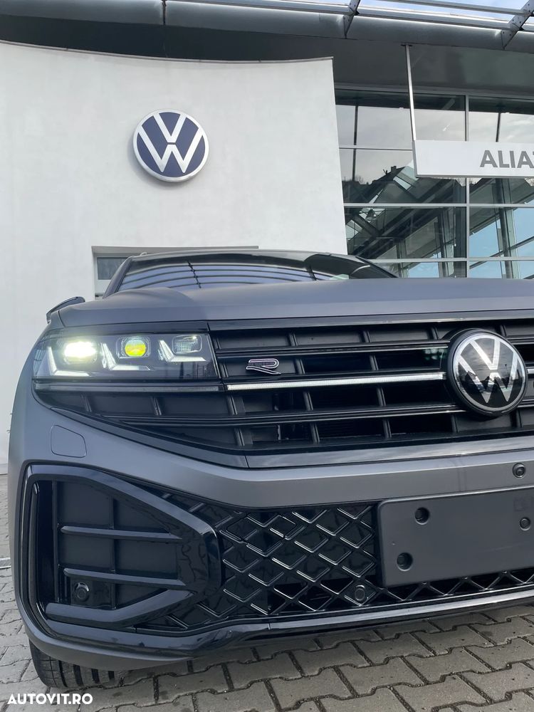 Volkswagen Touareg - 9