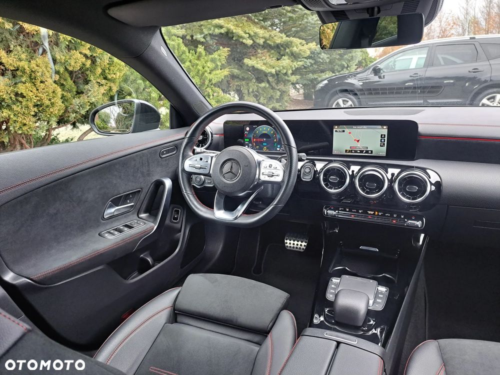 Mercedes-Benz CLA ver-250-e-shooting-brake-8g--dct-edition-amg-line - 24