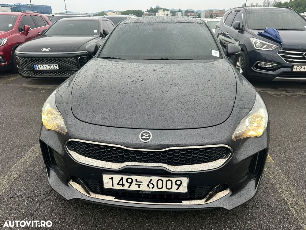 Kia Stinger - 5