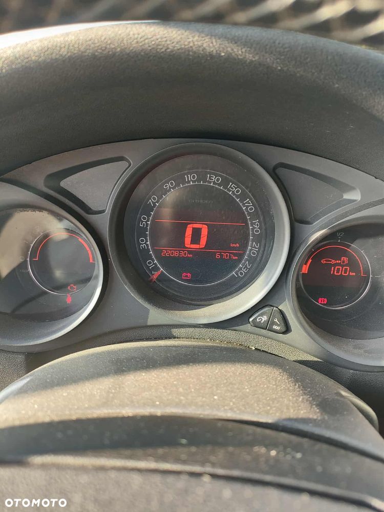 Citroën C4 HDi 90 Attraction - 7