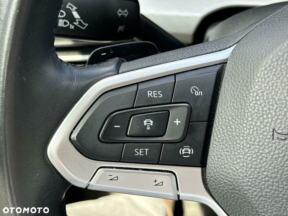 Volkswagen Golf - 20