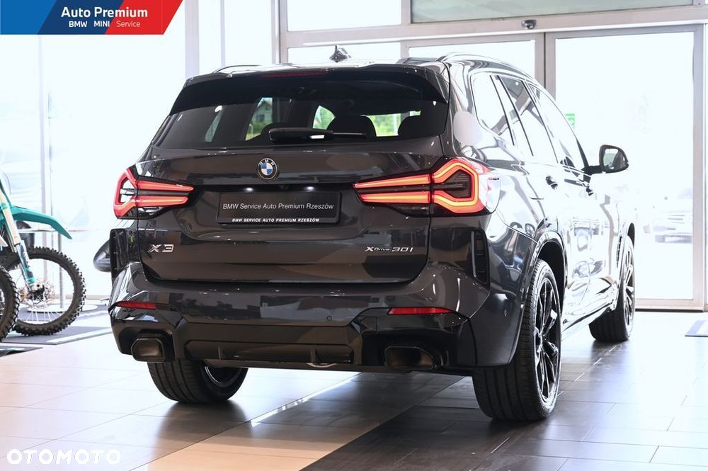BMW X3 xDrive30i mHEV - 16