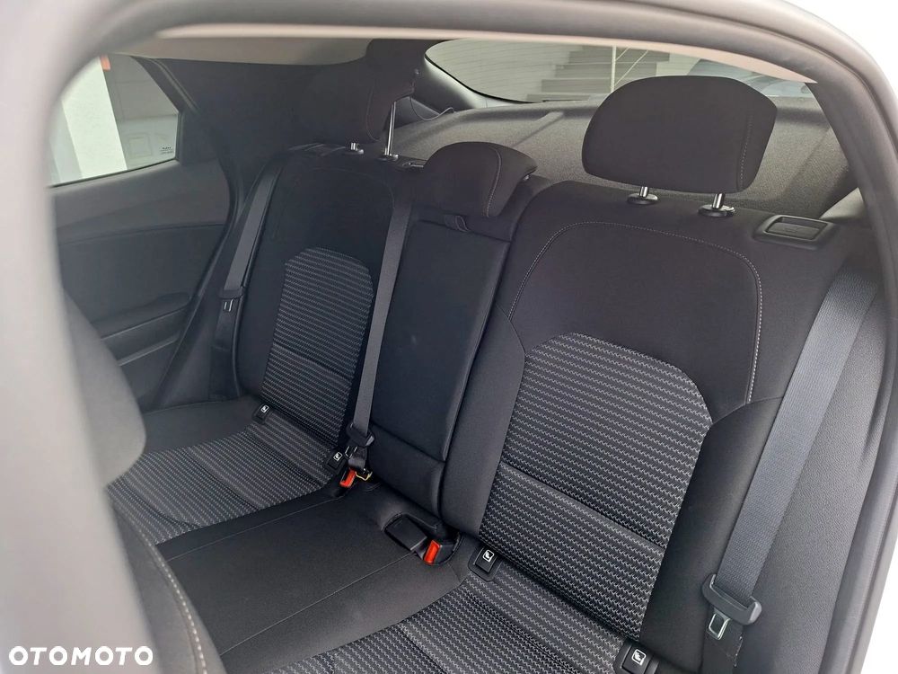 Kia XCeed 1.5 T-GDI M DCT - 13