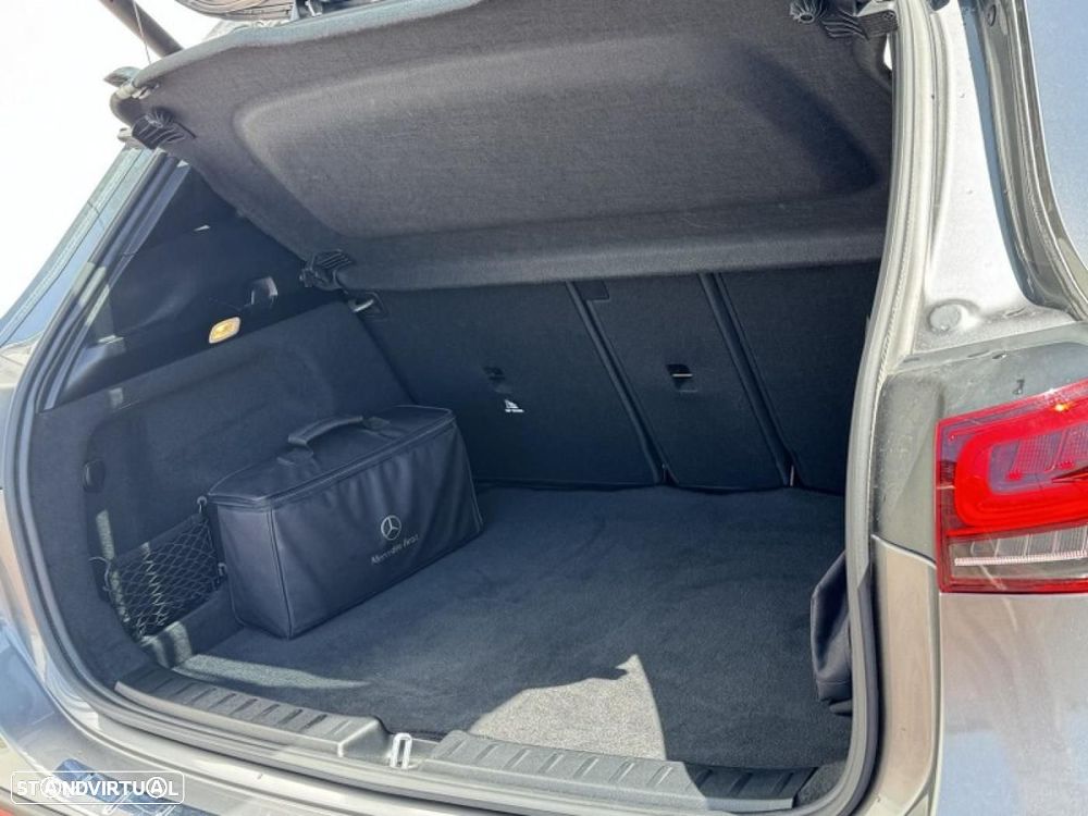 Mercedes-Benz GLA 250 e AMG Line - 37