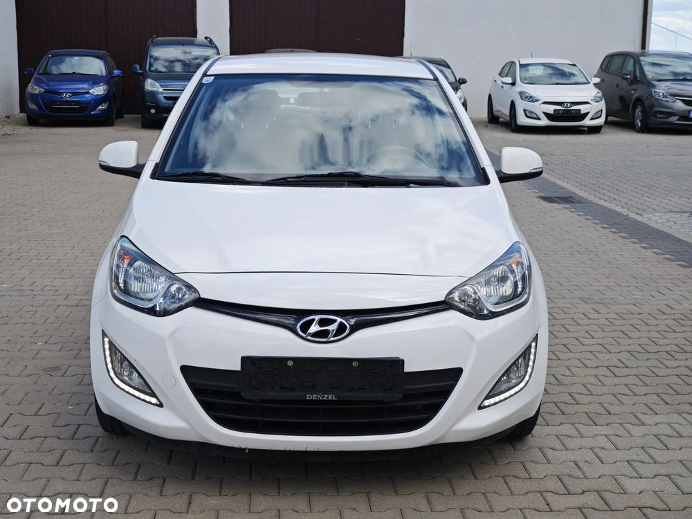 Hyundai i20 1.25 Classic + - 11
