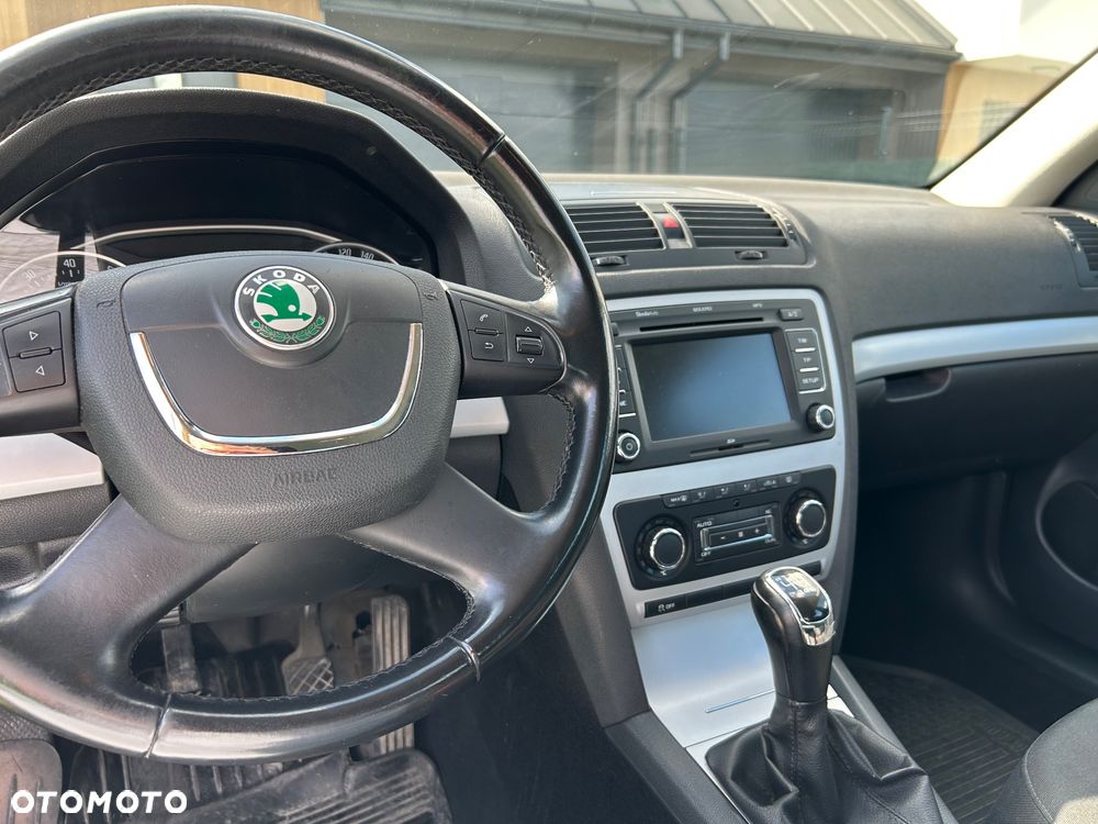 Skoda Octavia 1.8 TSI Family Plus - 10