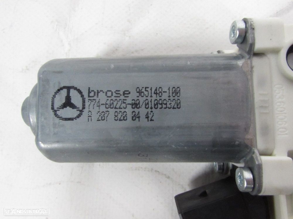Motor elevador Direito/Frente Seminovo/ Original MERCEDES-BENZ E-CLASS Coupe (C2... - 4