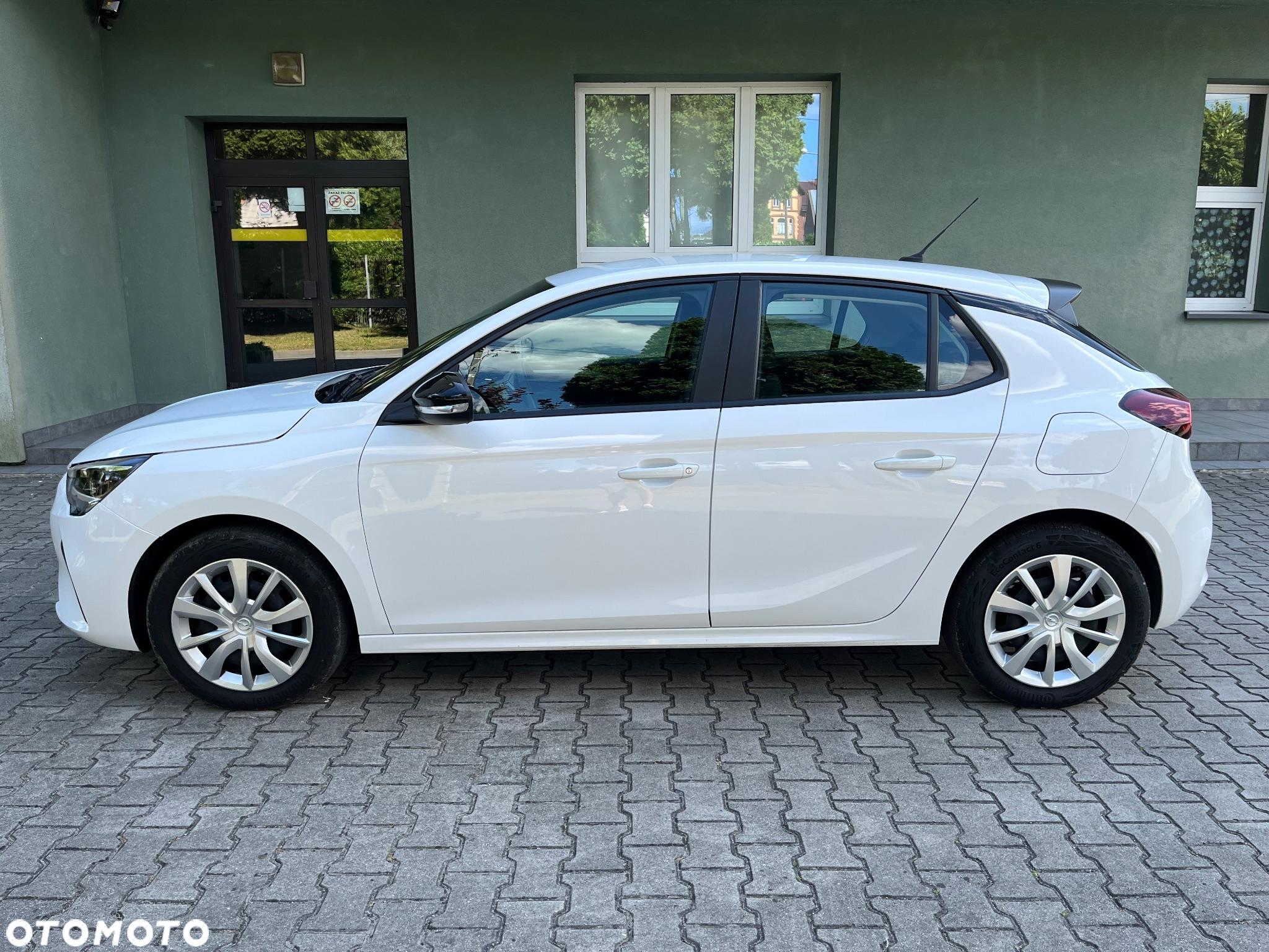 Opel Corsa 1.2 Business S&S - 15
