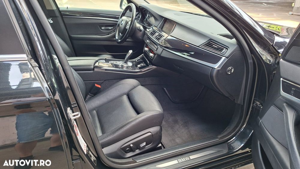 BMW Seria 5 525d xDrive - 8