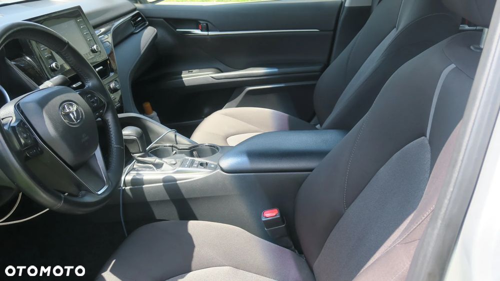 Toyota Camry - 15