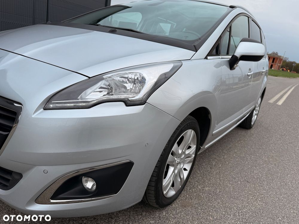 Peugeot 5008 2.0 BlueHDi Allure - 18