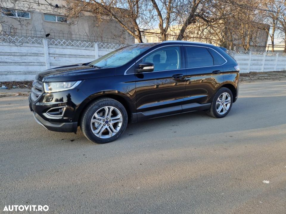 Ford Edge 2.0 TDCi Powershift Titanium - 9