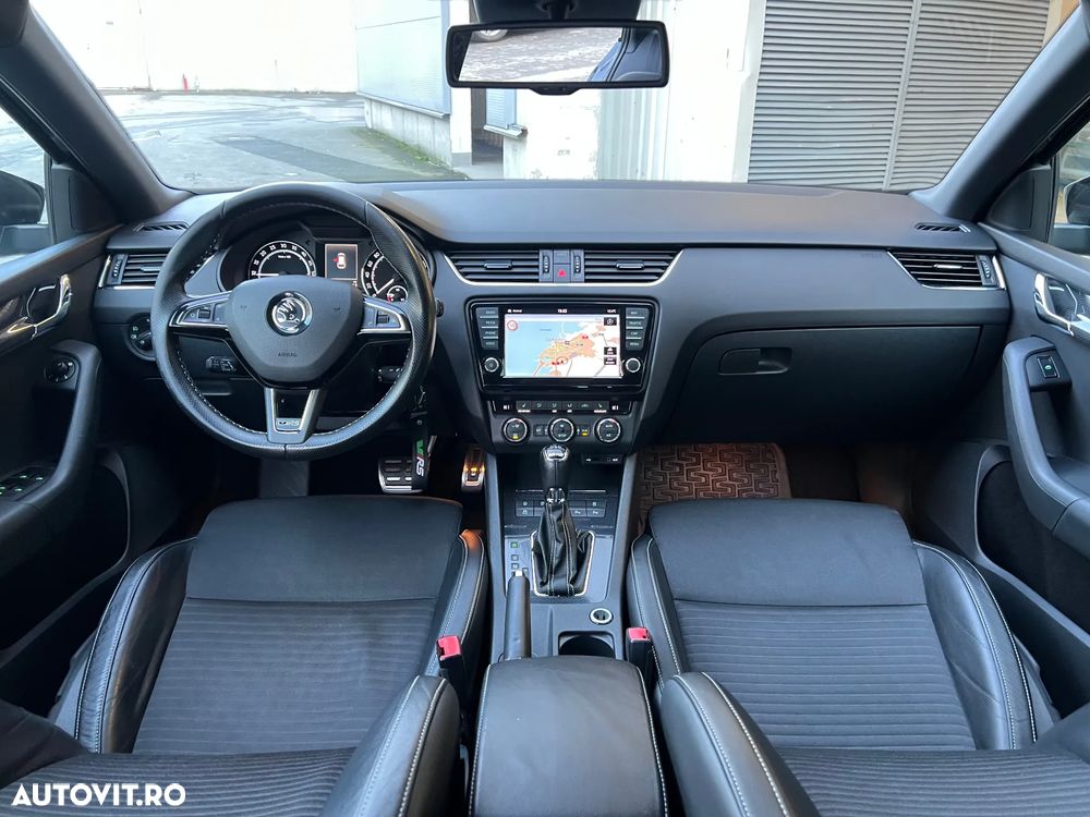 Skoda Octavia 2.0 TDI DSG RS - 7