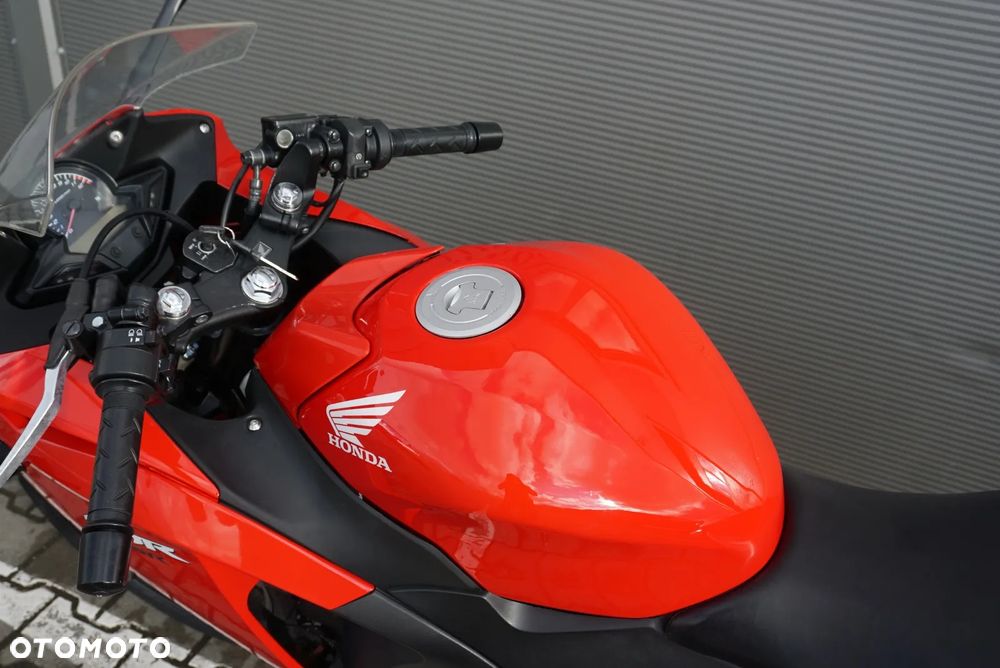 Honda CBR - 17