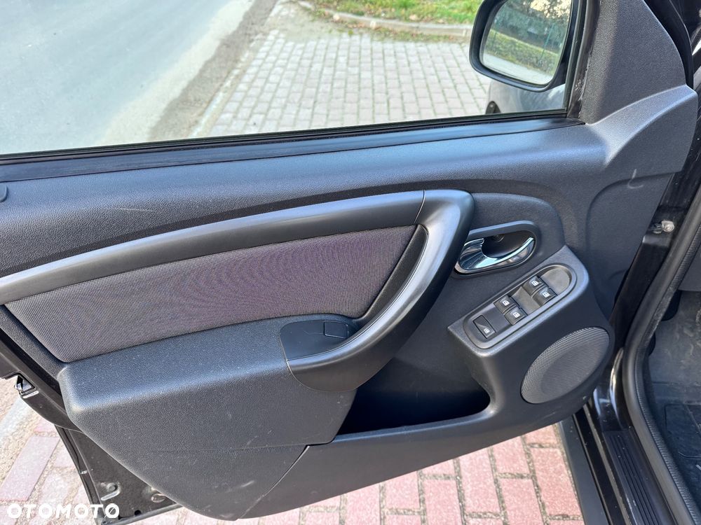 Dacia Duster 1.6 SCe Laureate S&S - 16